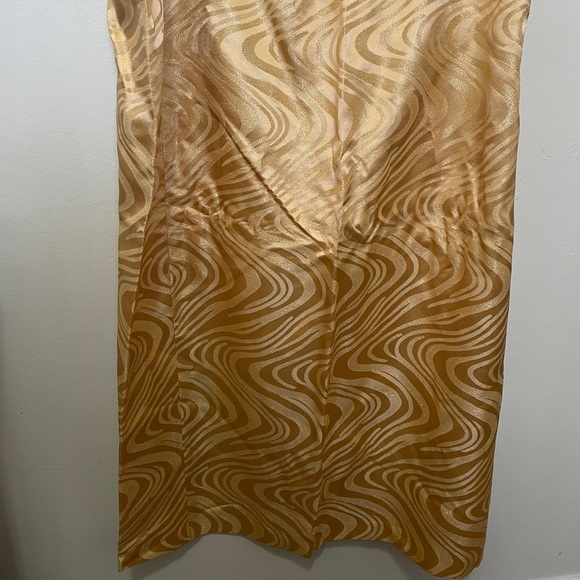 Two piece skirt set - Picture 2 of 6